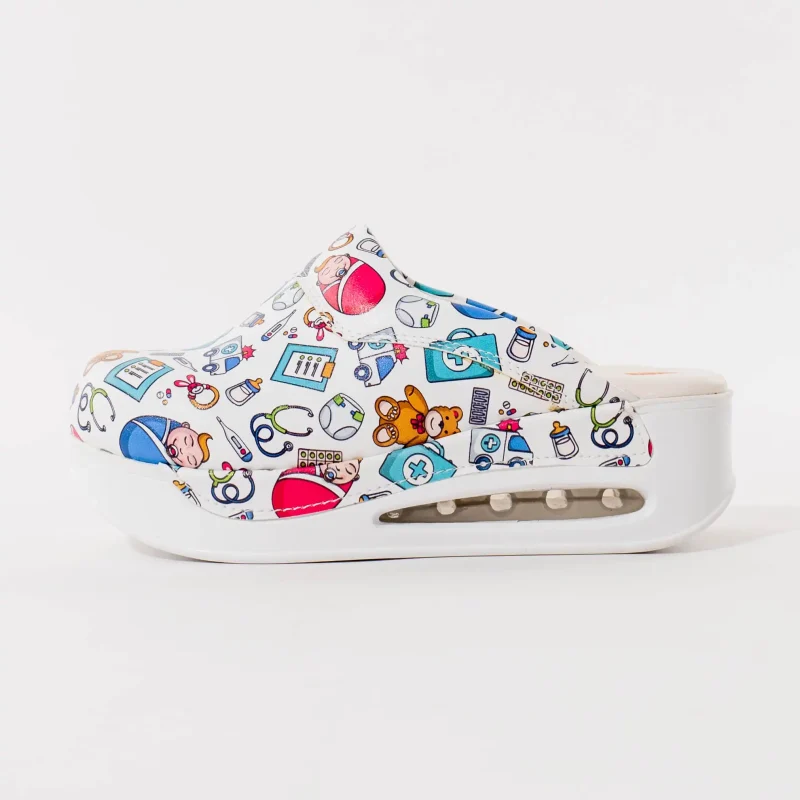 Air max bijele ženske klompe sa medicinskim motivima